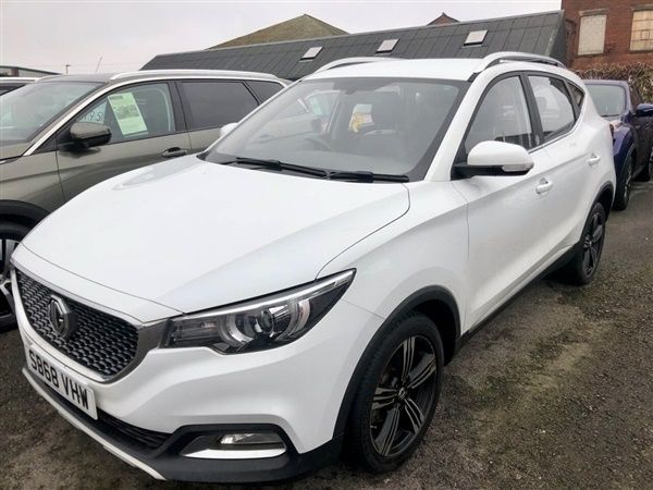 White Used 2018 MG ZS Exclusive Sedan | £11,250 (Fair price) - Image 1/1