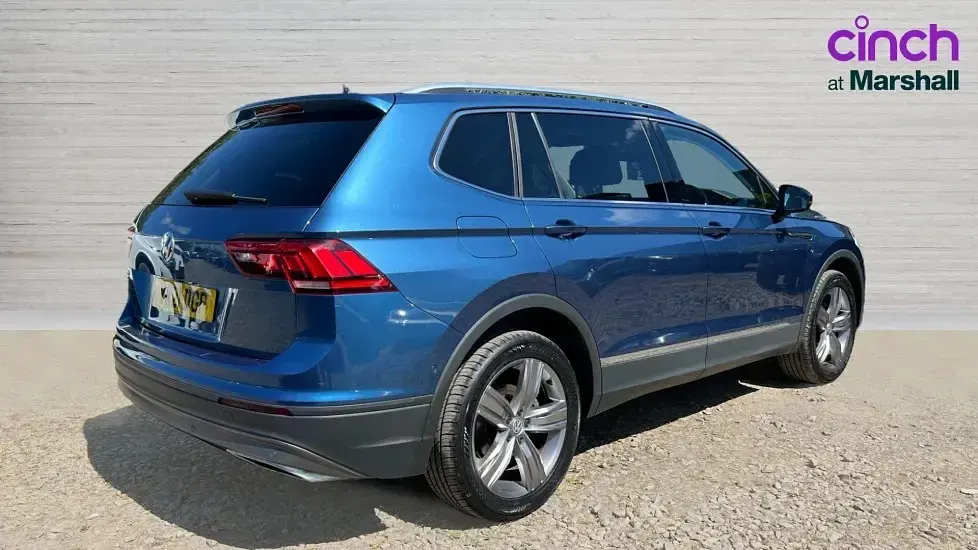 Used VW Tiguan Allspace Match 150 HP (110 kW) 2021 Blue SUV