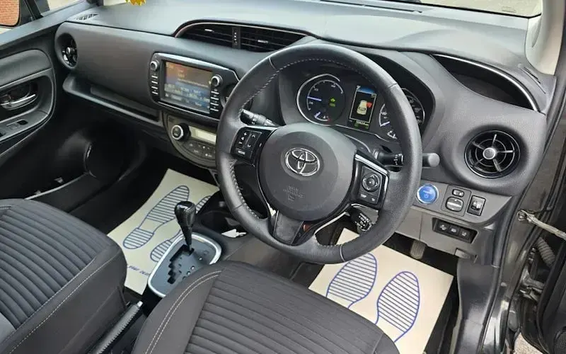 Used Toyota Yaris Design 101 HP (74 kW) 2018 Hatchback