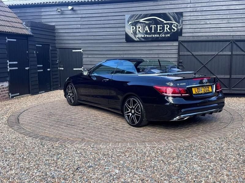 Usado Mercedes E400 AMG 2014 Preto Cabrios