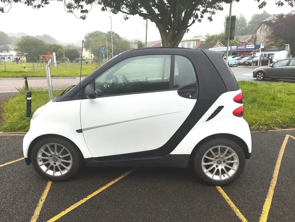 Used Smart ForTwo Coupé Passion 2008 White Coupe