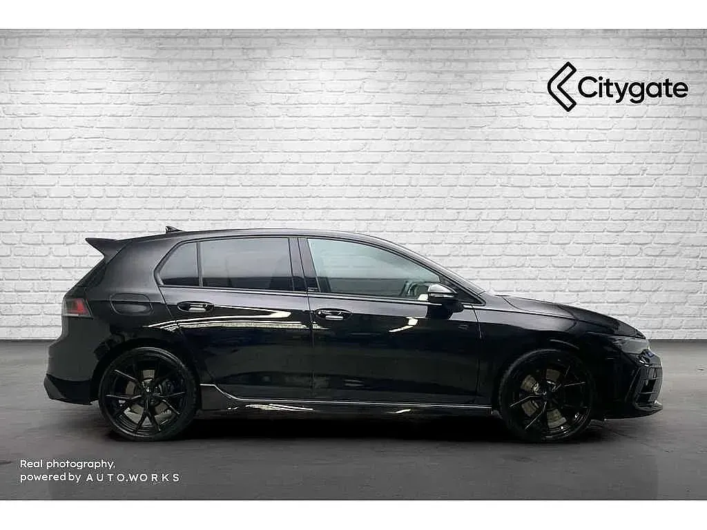 Used VW Golf VIII 333 HP (244 kW) 2025