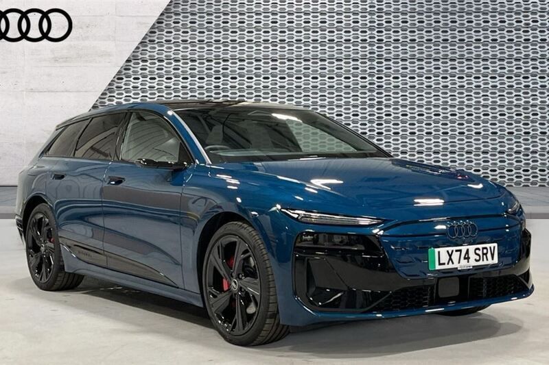 Blue Used 2025 Audi e-tron Performance SUV | £66,733 - Image 1/4