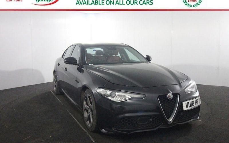 Used Alfa Romeo Giulia Edizione Speciale 179 HP (131 kW) 2018 Sedan