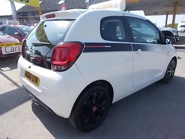 Used Citroën C1 Furio 82 HP (60 kW) 2017 White Hatchback