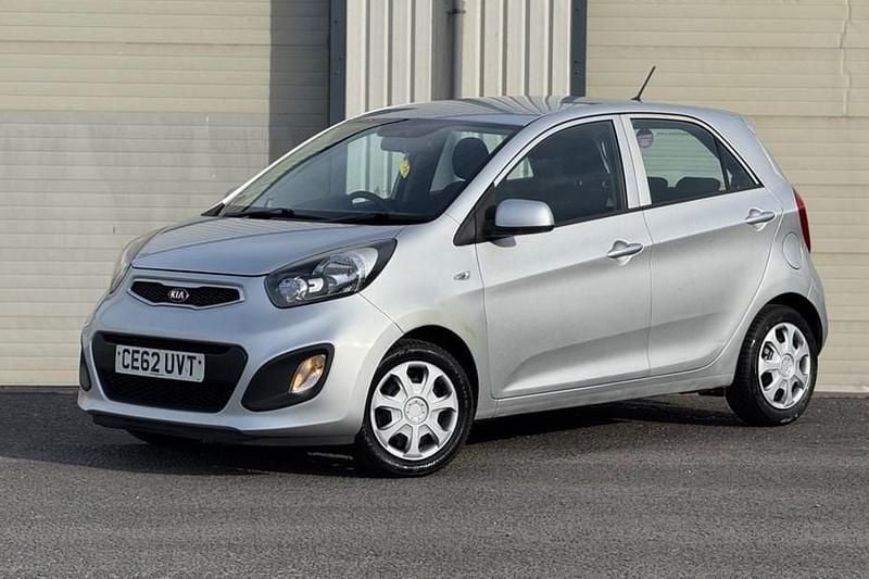 Used Kia Picanto Air 68 HP (50 kW) 2012 Silver Hatchback