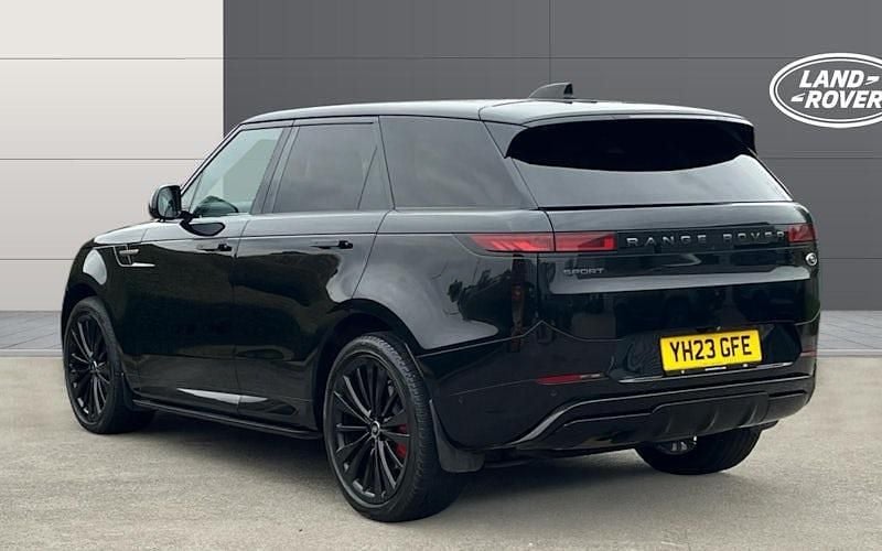 Used Land Rover Range Rover Sport SE Dynamic 300 HP (220 kW) 2025 SUV