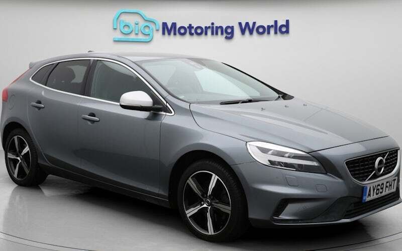 Grey Used 2019 Volvo V40 R-Design Estate | £11,500 (Fair price) - Image 1/4