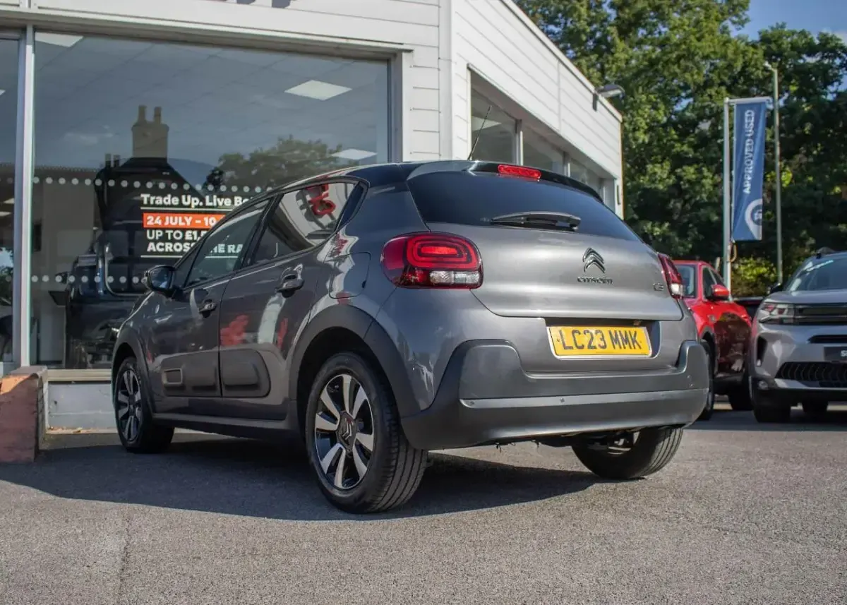 Used Citroën C3 PureTech 108 HP (79 kW) 2023 Grey Hatchback