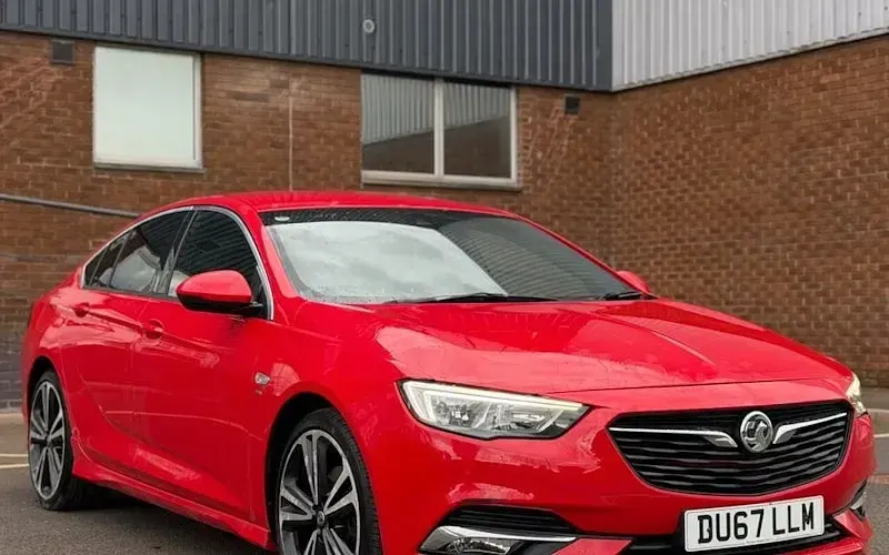 Used Vauxhall Insignia SRi 170 HP (125 kW) 2017 Hatchback