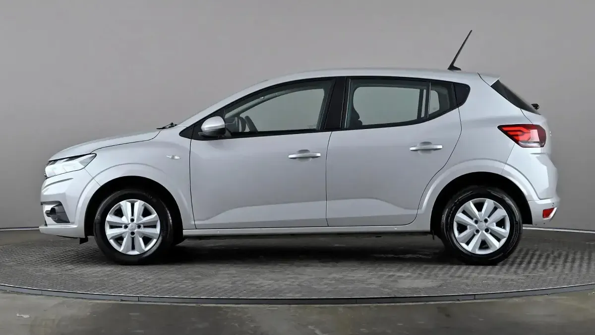 Usado Dacia Sandero Expression 100 HP (73 kW) 2023 Cinzento Citadino