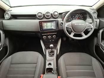 Used Dacia Duster Journey 90 HP (66 kW) 2023 White SUV