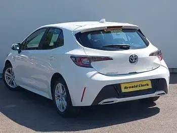 Used Toyota Corolla 184 HP (135 kW) 2020 White Hatchback