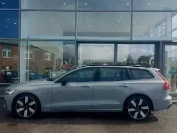 Used Volvo V60 Plus 350 HP (257 kW) 2025 Grey Estate