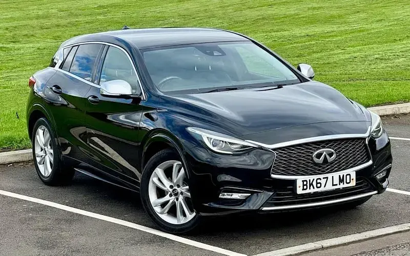 Used Infiniti Q30 Business Executive 122 HP (89 kW) 2017 Hatchback