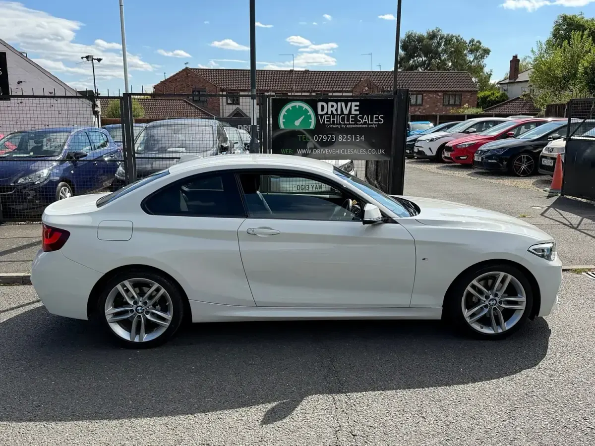 Used BMW 220 M Sport 2015 White Coupe