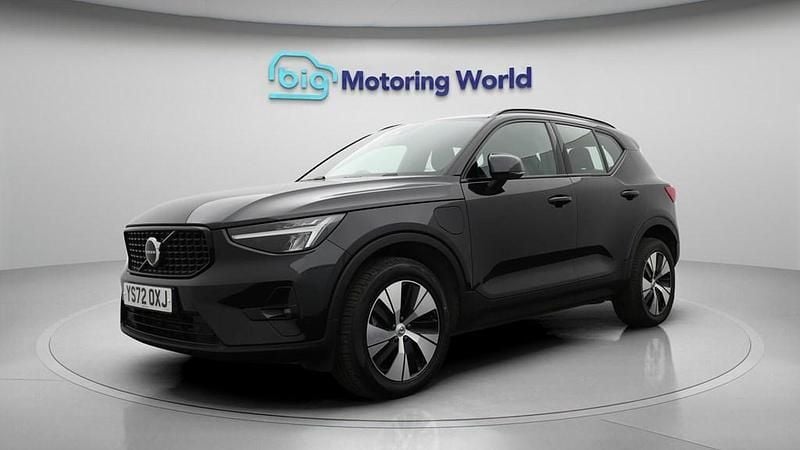 Used Volvo XC40 Plus 211 HP (155 kW) 2022 Black SUV