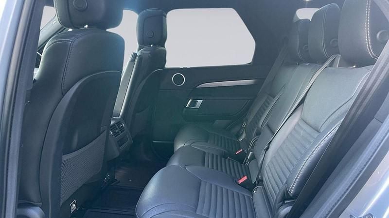 Used Land Rover Discovery 5 SE Dynamic 2023 Silver SUV