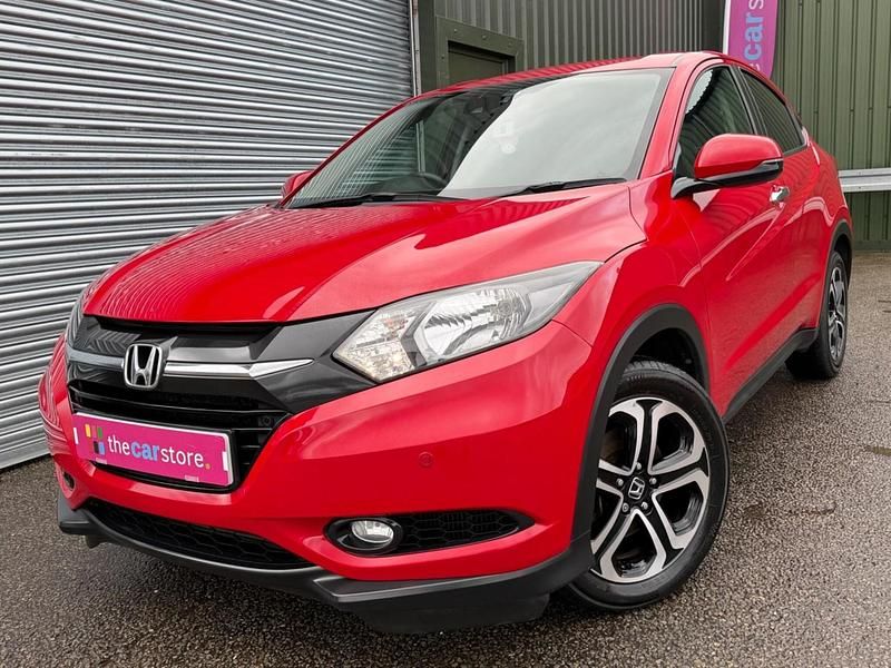 Used Honda HR-V SE 120 HP (88 kW) 2016 Red SUV