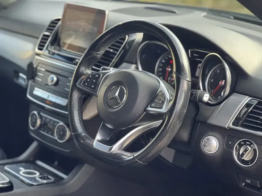 Used Mercedes GLE350 AMG 258 HP (189 kW) 2018 Black SUV