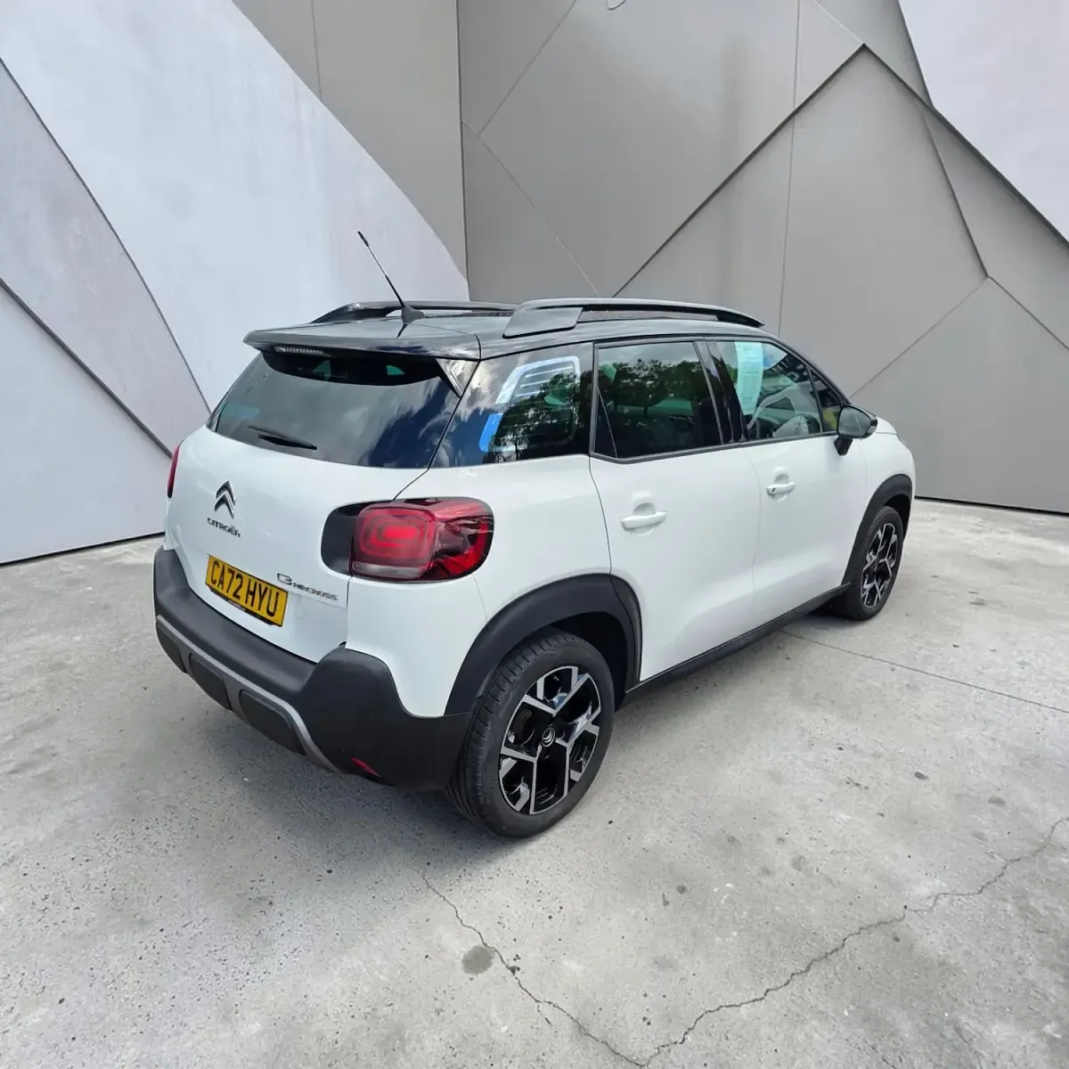 Used Citroën C3 Aircross PureTech 110 HP (80 kW) 2022 White SUV