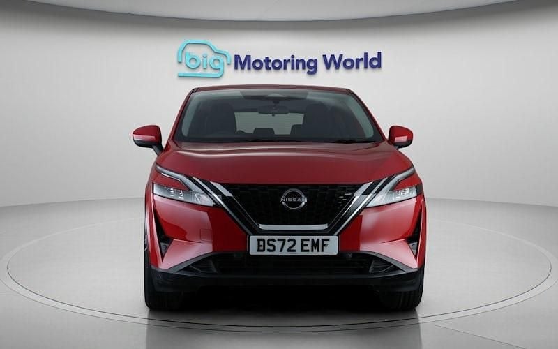 Used Nissan Qashqai S 140 HP (102 kW) 2023 Red SUV