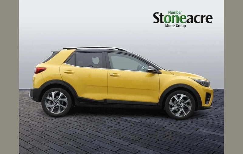Used Kia Stonic GT-Line S 117 HP (86 kW) 2023 Yellow SUV