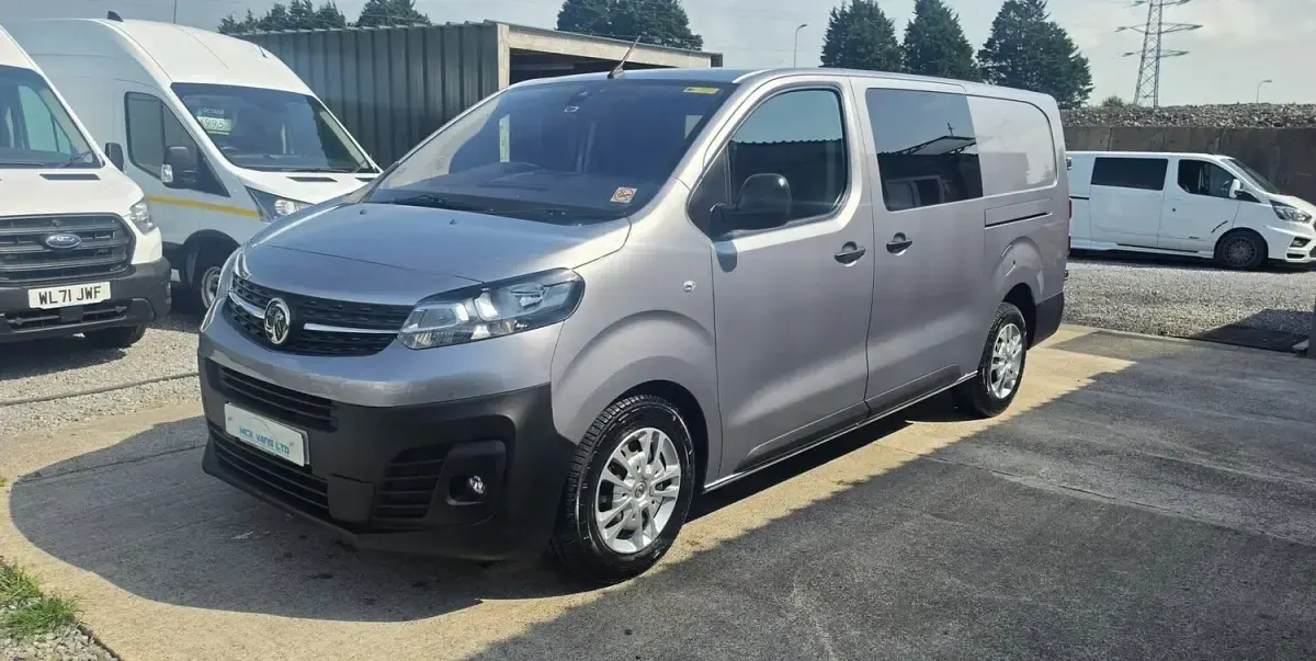 Used Vauxhall Vivaro Sportive 120 HP (88 kW) 2022 Grey MPV