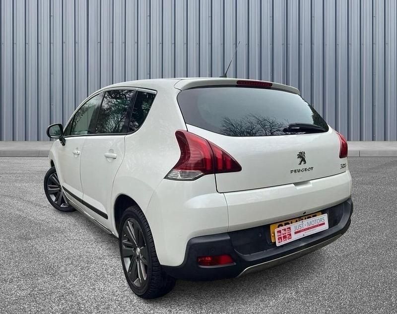 Used Peugeot 3008 Allure 2014 White Hatchback