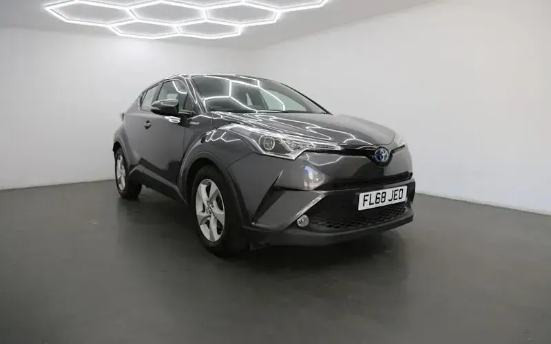 Used Toyota C-HR 122 HP (89 kW) 2018 SUV