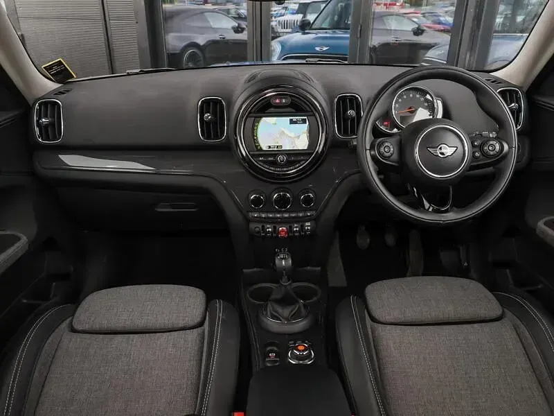 Used Mini Cooper Countryman 134 HP (98 kW) 2018 Blue SUV