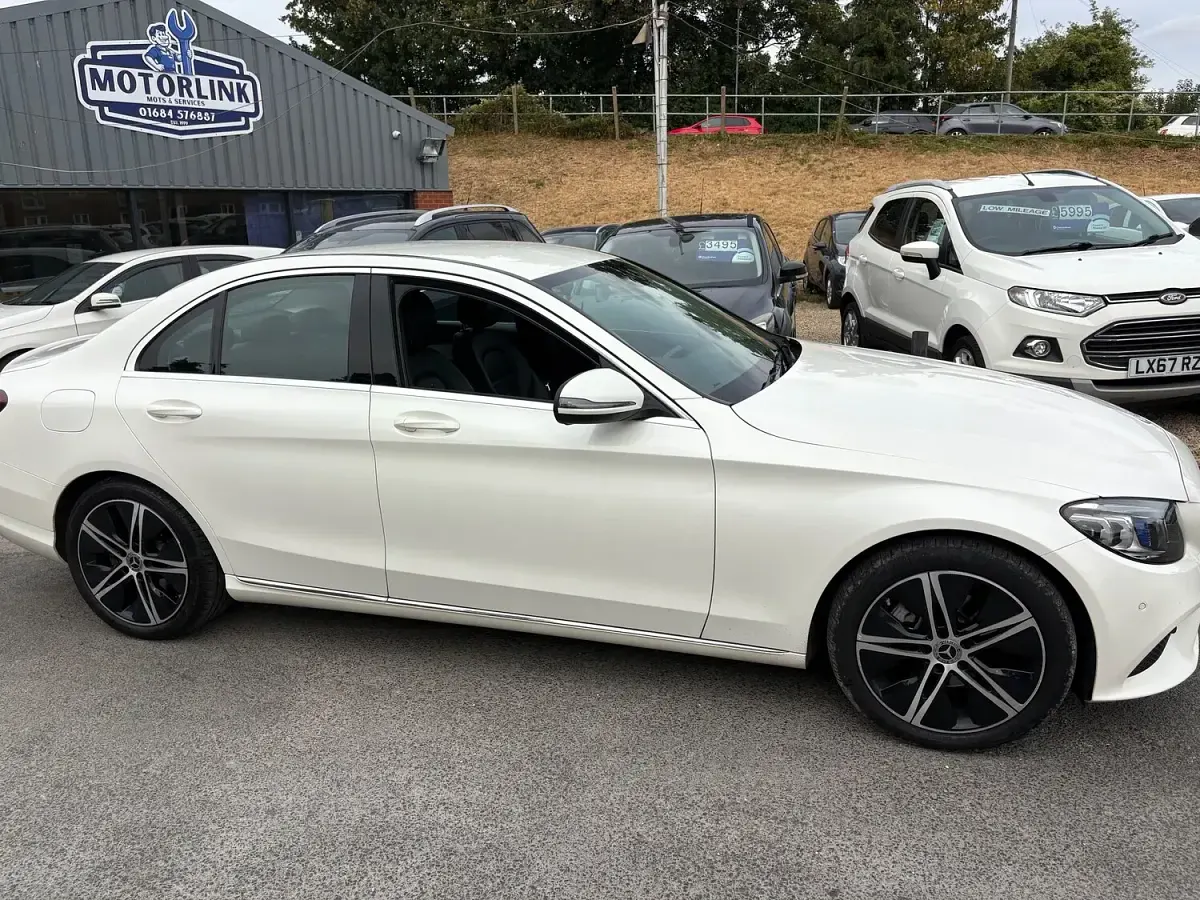 Used Mercedes C220 Sport Edition 191 HP (140 kW) 2020 White Sedan