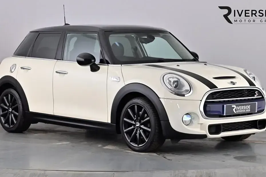 Usado Mini Cooper S Hatch 170 HP (125 kW) 2017 Branco Citadino