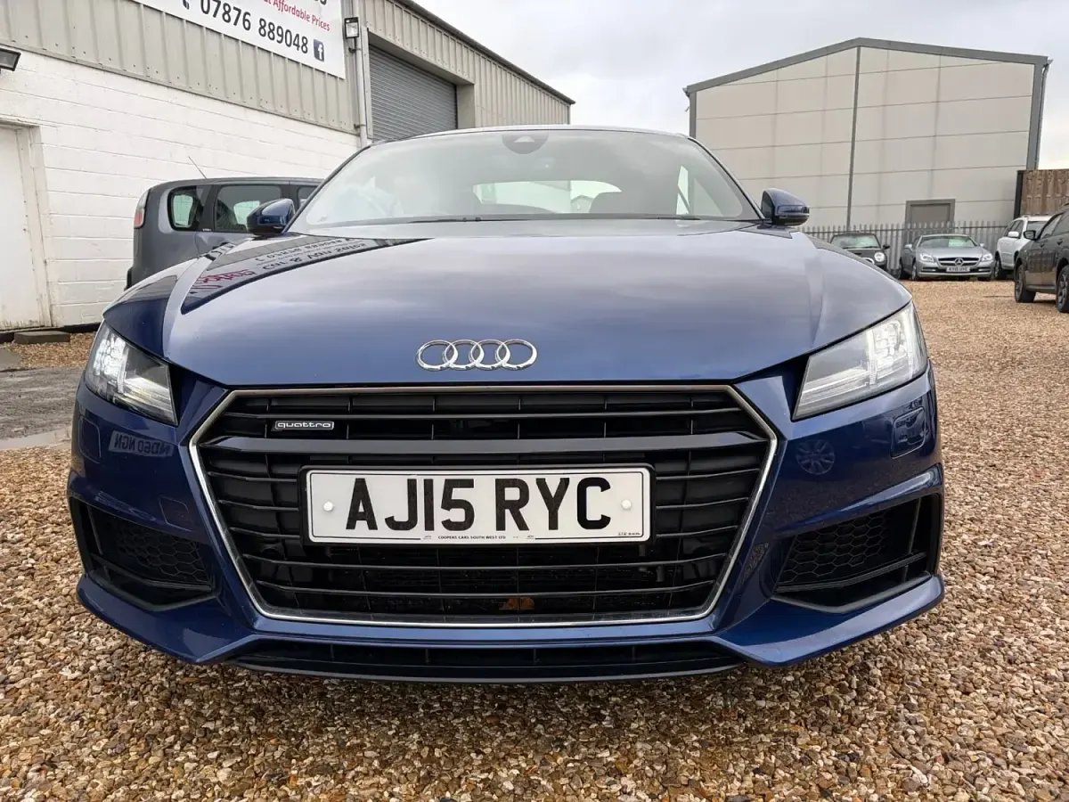 Begagnad Audi TT S-Line 2015 Blå Sportkupé