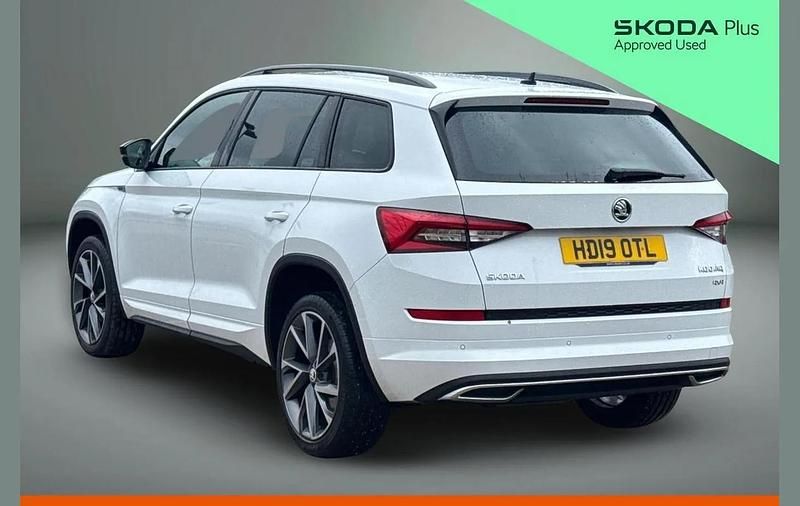 Used Skoda Kodiaq SportLine 147 HP (108 kW) 2019 Moon white metallic SUV