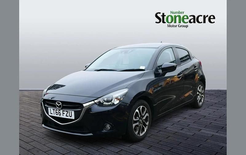Used Mazda 2 Inclusive 115 HP (84 kW) 2016 Black Hatchback