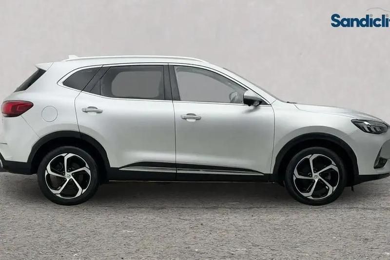 Used MG HS Trophy 258 HP (189 kW) 2023 Metallic  cosmic silver SUV