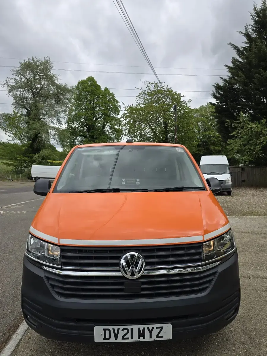 Used VW T6.1 Startline 150 HP (110 kW) 2021 Orange Van
