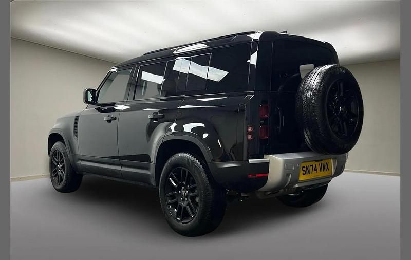 Used Land Rover Defender S 247 HP (181 kW) 2024 Black SUV