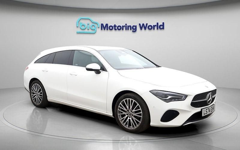 Used Mercedes CLA200 Shooting Brake Executive 163 HP (119 kW) 2025 Estate
