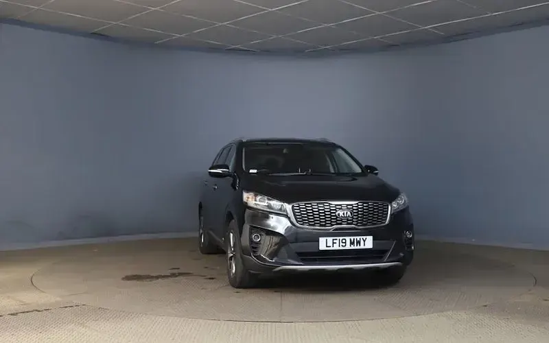 Used Kia Sorento 200 HP (147 kW) 2019 Black SUV