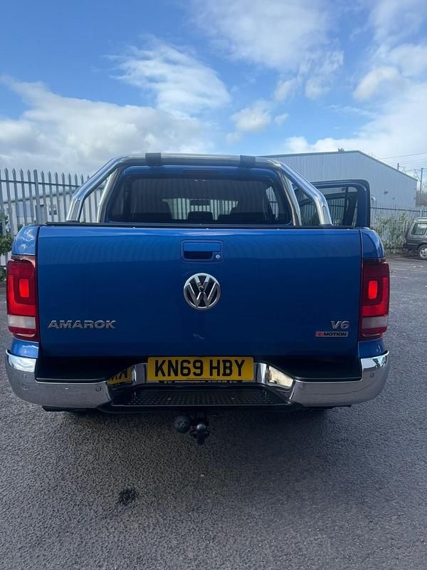 Used VW Amarok Highline 2019 Blue Pickup