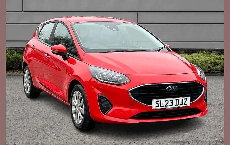 Used Ford Fiesta Trend 99 HP (72 kW) 2023 Red Hatchback