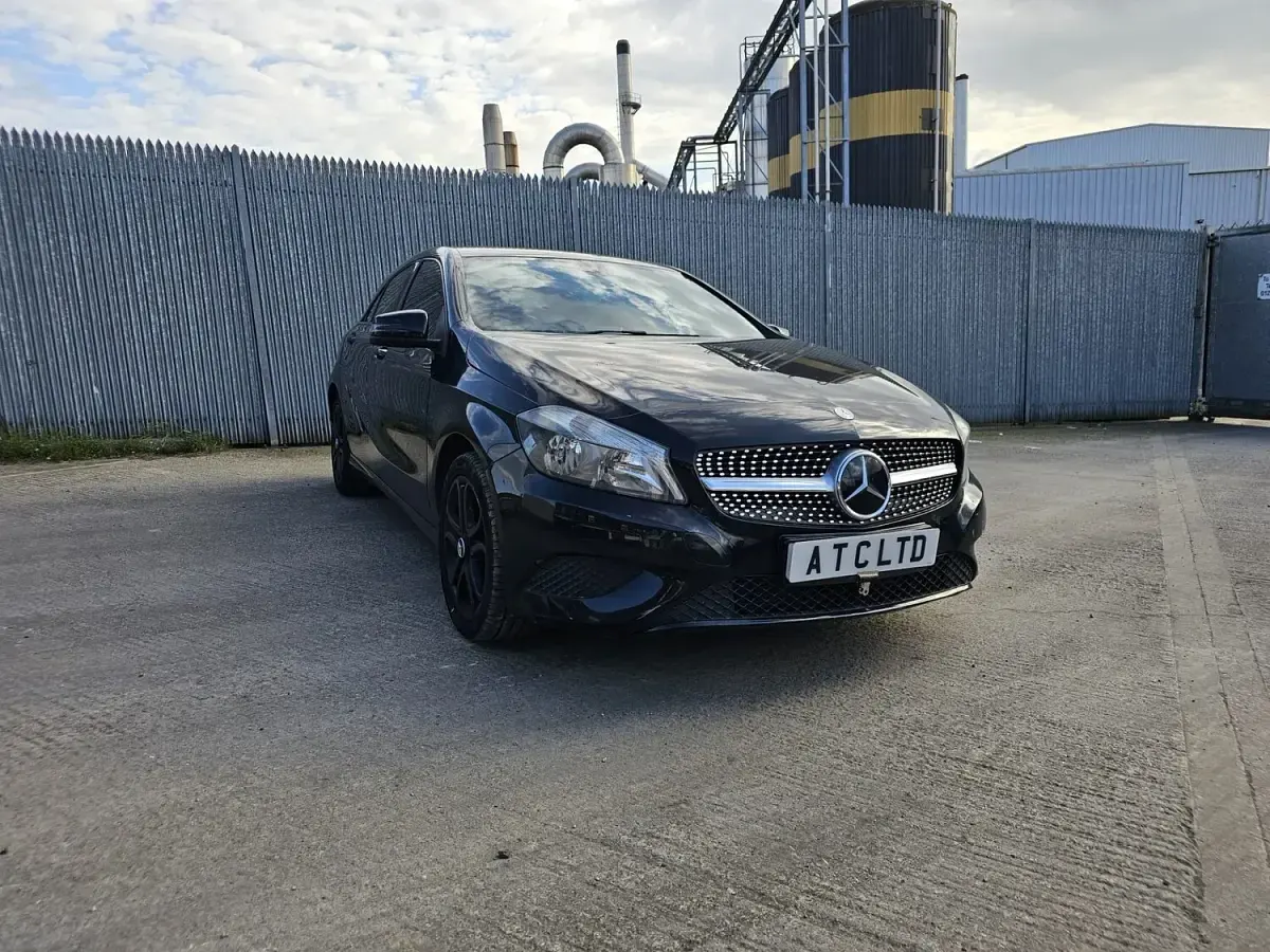 Used Mercedes A180 2014 Black Hatchback