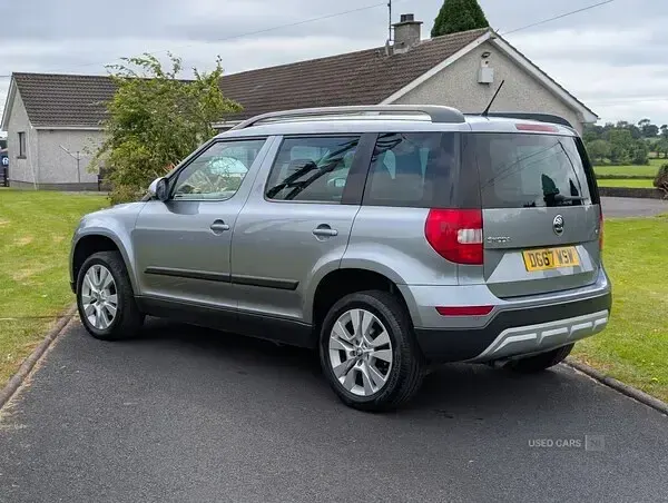 Used Skoda Yeti SE L 110 HP (80 kW) 2017 Grey SUV