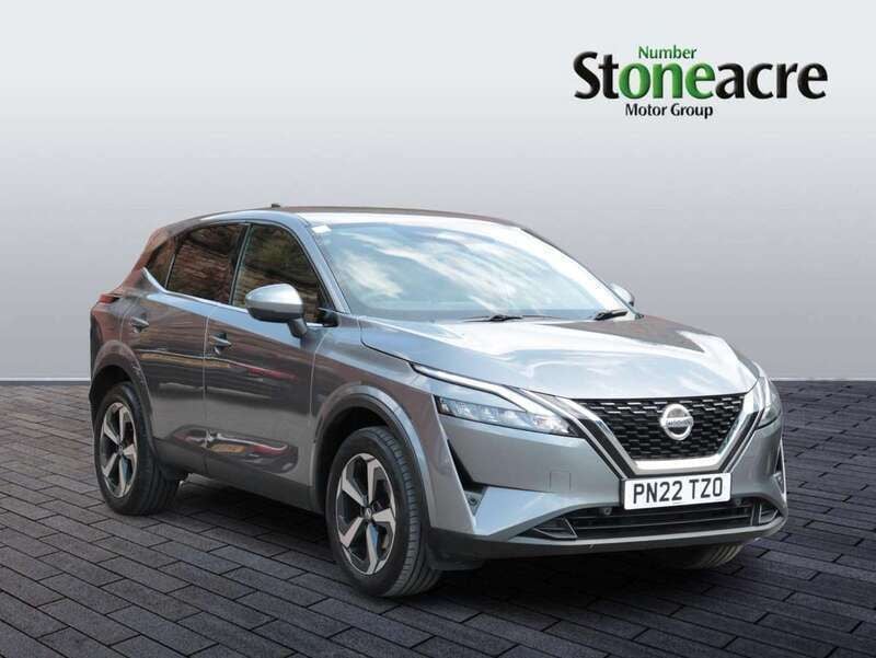 Grey Used 2022 Nissan Qashqai N-Connecta SUV | £17,995 (Fair price) - Image 1/4