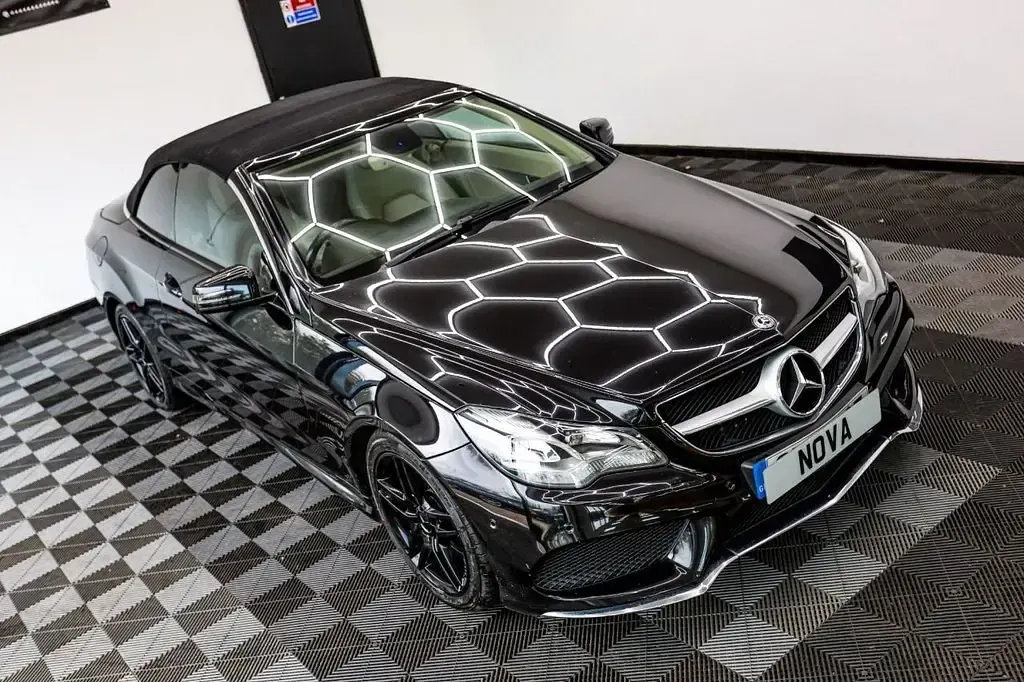 Używany Mercedes E220 AMG 2013 Czarny Kabriolet