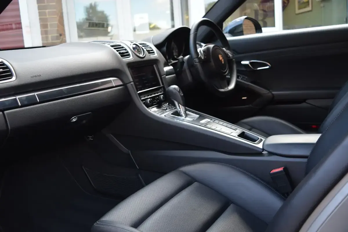 Used Porsche Cayman 310 HP (228 kW) 2014 Black Coupe