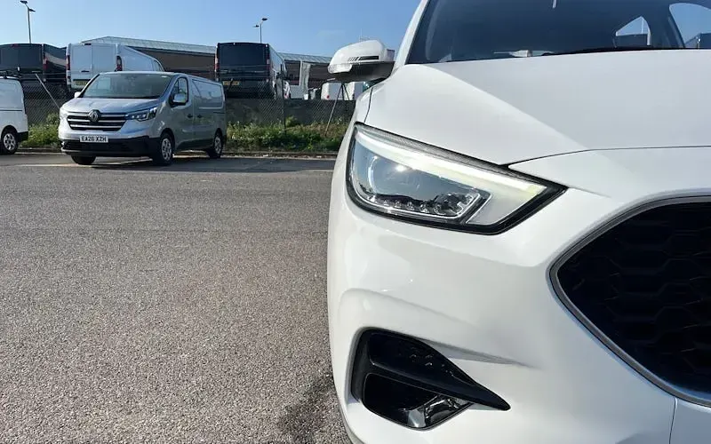 Used MG ZS Excite 106 HP (77 kW) 2020 White SUV