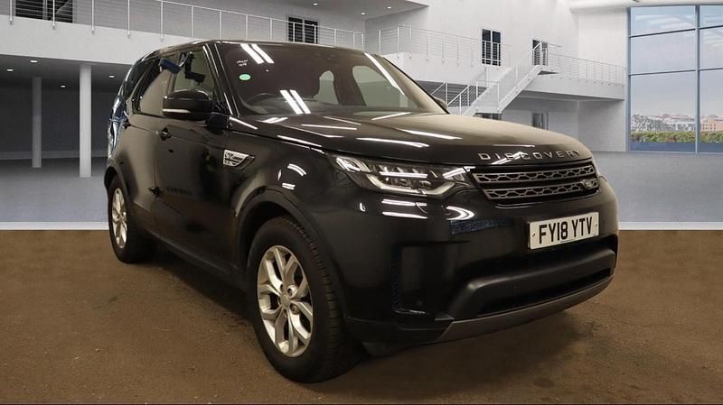 Black Used 2018 Land Rover Discovery 5 SE SUV | £17,995 (Super price) - Image 1/1